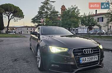 Купе Audi A5 2011 в 