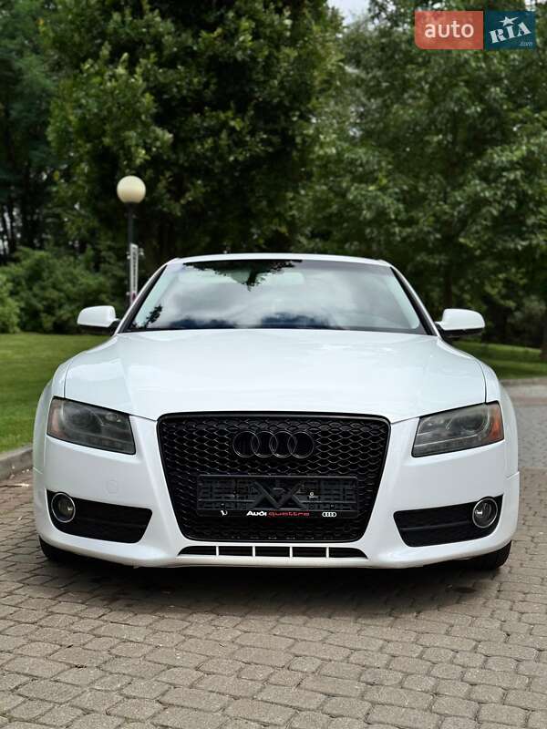 Купе Audi A5 2011 в Львове