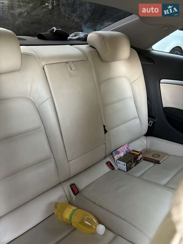 Купе Audi A5 2010 в Днепре