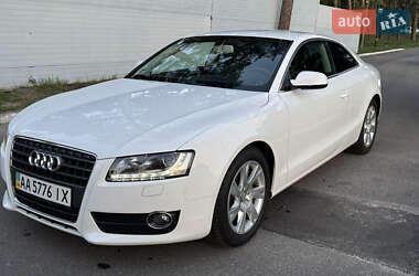 Купе Audi A5 2010 в 