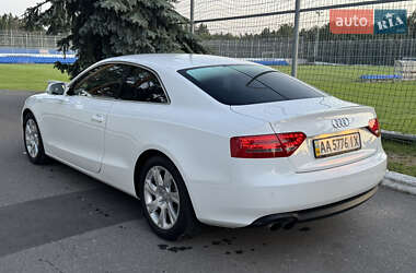 Купе Audi A5 2010 в 
