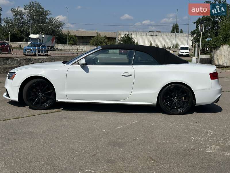 Кабриолет Audi A5 2015 в Киеве
