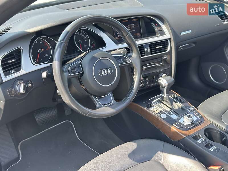 Кабриолет Audi A5 2015 в Киеве