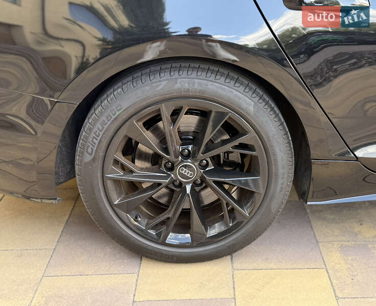 Лифтбек Audi A5 2020 в Киеве