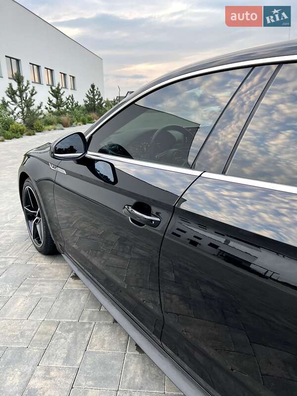 Лифтбек Audi A5 2017 в Луцке