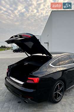 Лифтбек Audi A5 2017 в 