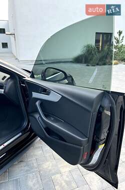 Лифтбек Audi A5 2017 в 