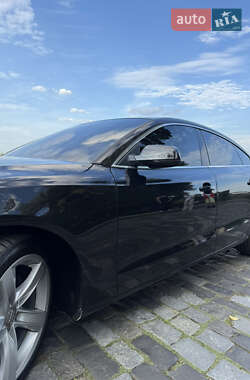 Купе Audi A5 2010 в 