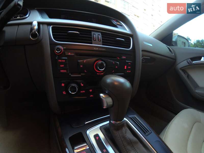 Купе Audi A5 2010 в Киеве