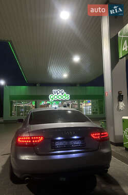 Купе Audi A5 2009 в 
