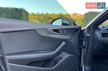 Лифтбек Audi A5 2018 в 