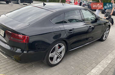 Купе Audi A5 2010 в 