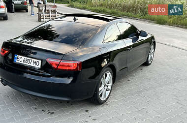 Купе Audi A5 2010 в 