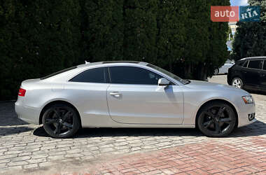 Купе Audi A5 2011 в 