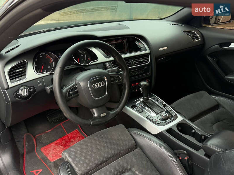Купе Audi A5 2008 в Сваляве