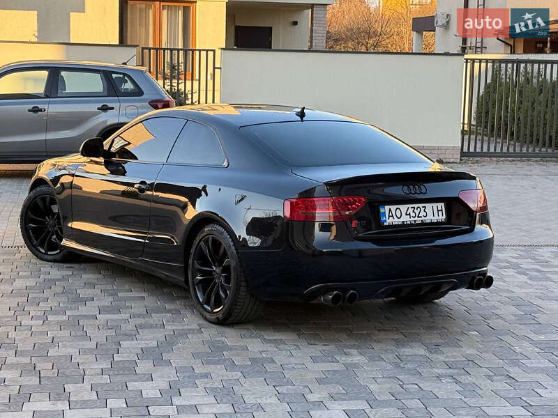 Купе Audi A5 2008 в Сваляве