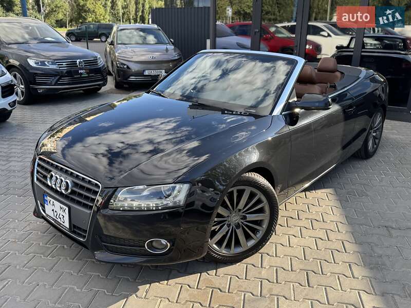 Кабриолет Audi A5 2011 в Киеве
