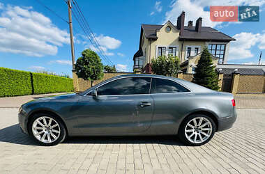 Купе Audi A5 2011 в 