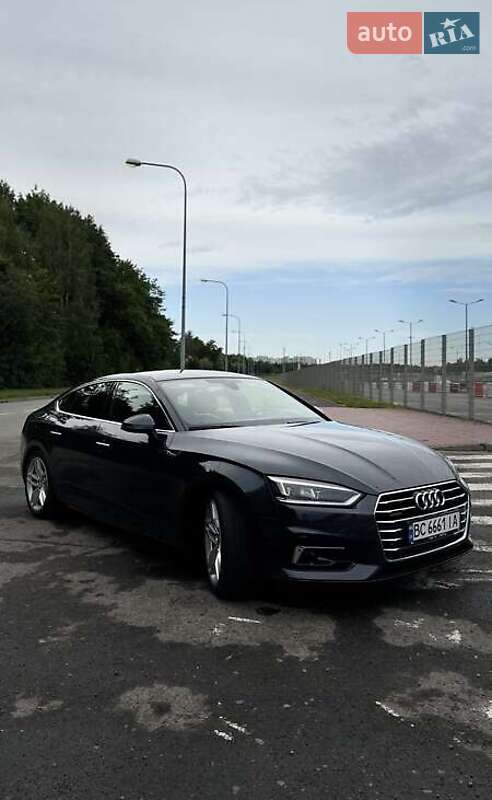 Купе Audi A5 2019 в 