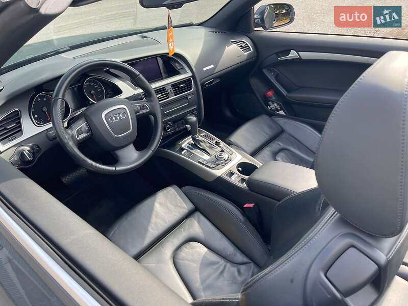 Кабриолет Audi A5 2010 в Ужгороде
