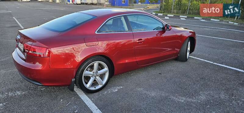 Купе Audi A5 2011 в Киеве