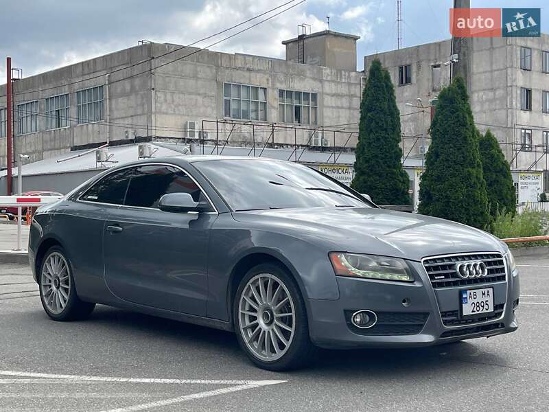 Купе Audi A5 2011 в Киеве