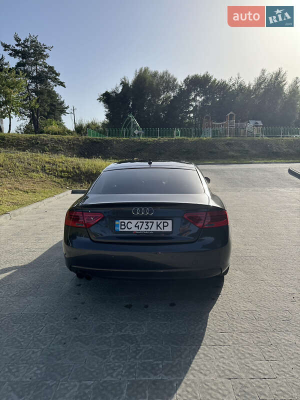 Купе Audi A5 2014 в Киеве