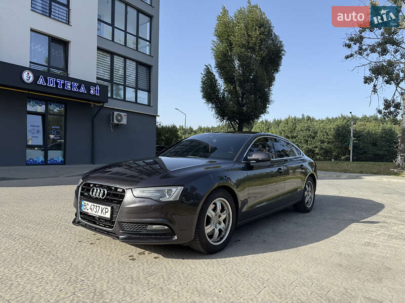 Купе Audi A5 2014 в Киеве