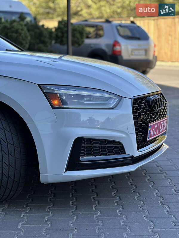 Купе Audi A5 2017 в Киеве