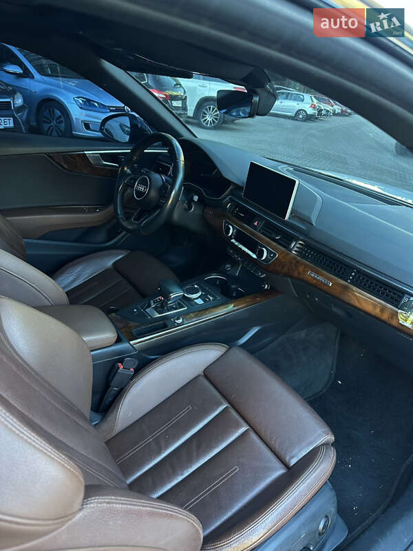 Купе Audi A5 2017 в Киеве