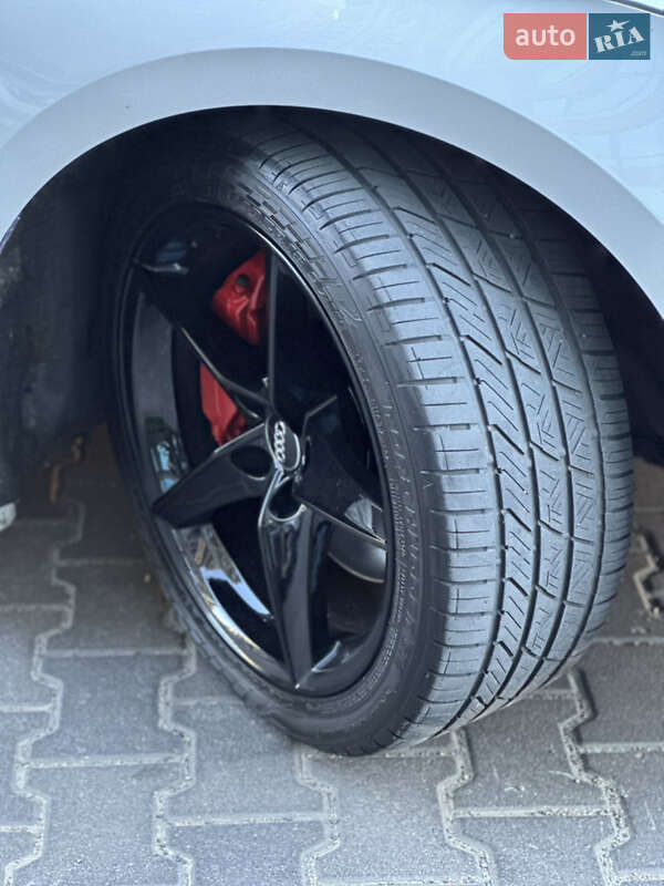 Купе Audi A5 2017 в Киеве