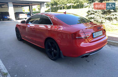 Купе Audi A5 2011 в 