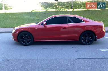 Купе Audi A5 2011 в 