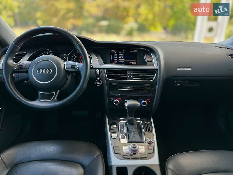 Купе Audi A5 2013 в Днепре