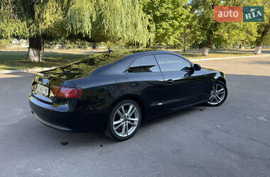 Купе Audi A5 2010 в 