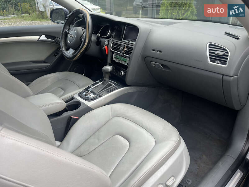 Купе Audi A5 2012 в Львові