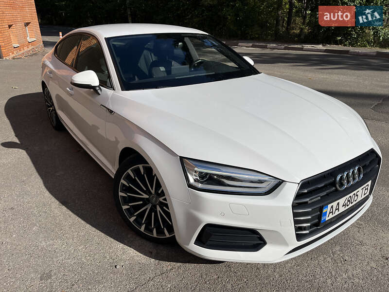 Купе Audi A5 2017 в Киеве