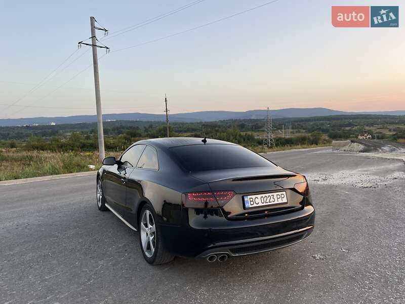 Купе Audi A5 2010 в Львове