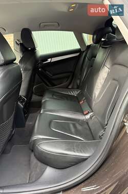 Купе Audi A5 2011 в Чернівцях