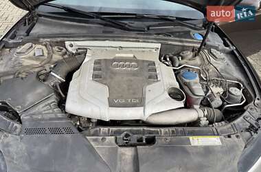 Купе Audi A5 2011 в Чернівцях