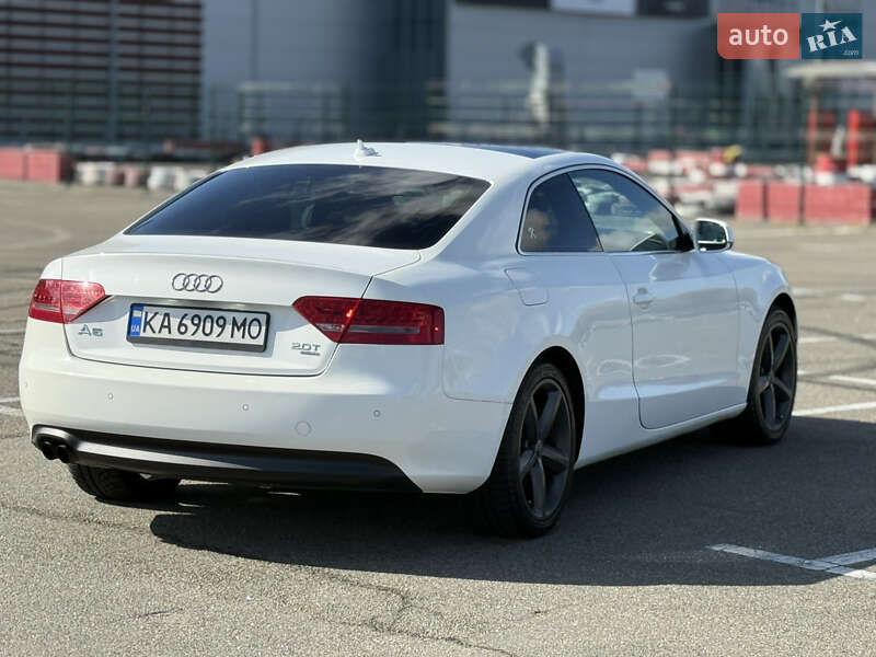 Купе Audi A5 2011 в Киеве