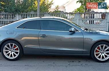 Купе Audi A5 2011 в 