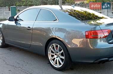 Купе Audi A5 2011 в 