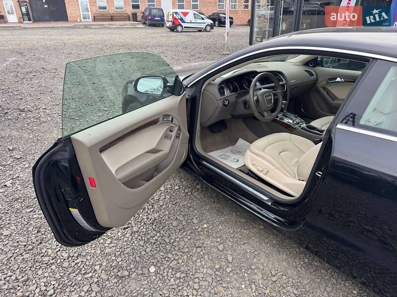 Купе Audi A5 2011 в Луцке