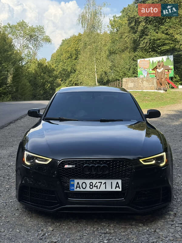 Купе Audi A5 2015 в Тячеве