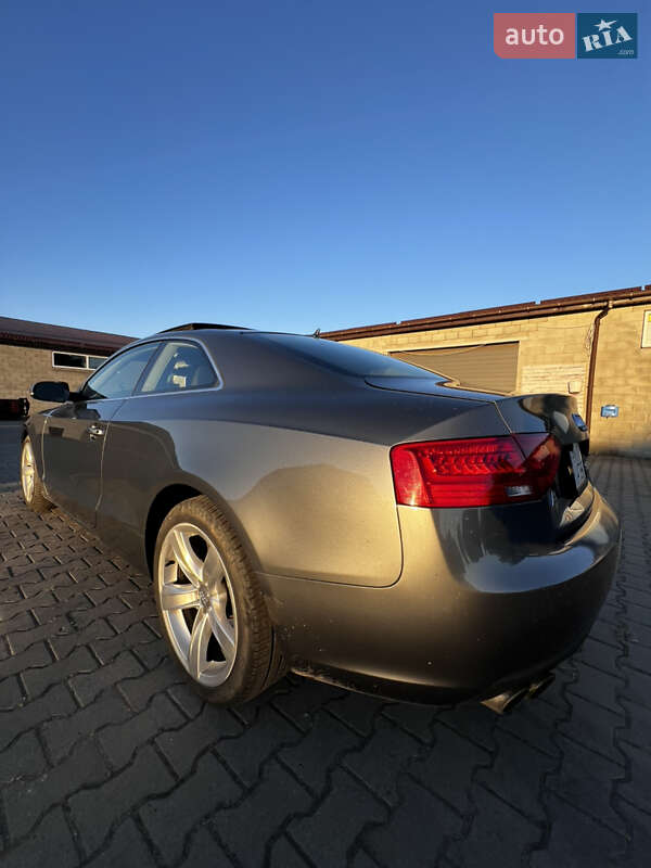 Купе Audi A5 2014 в Дубровице