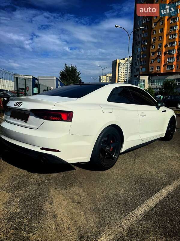 Купе Audi A5 2017 в 