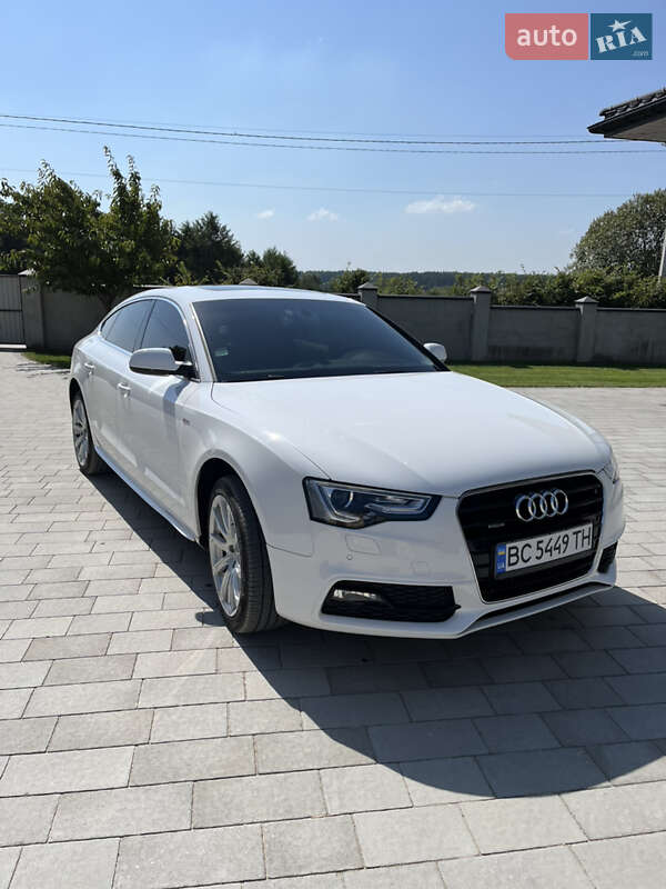 Купе Audi A5 2014 в Новояворовске