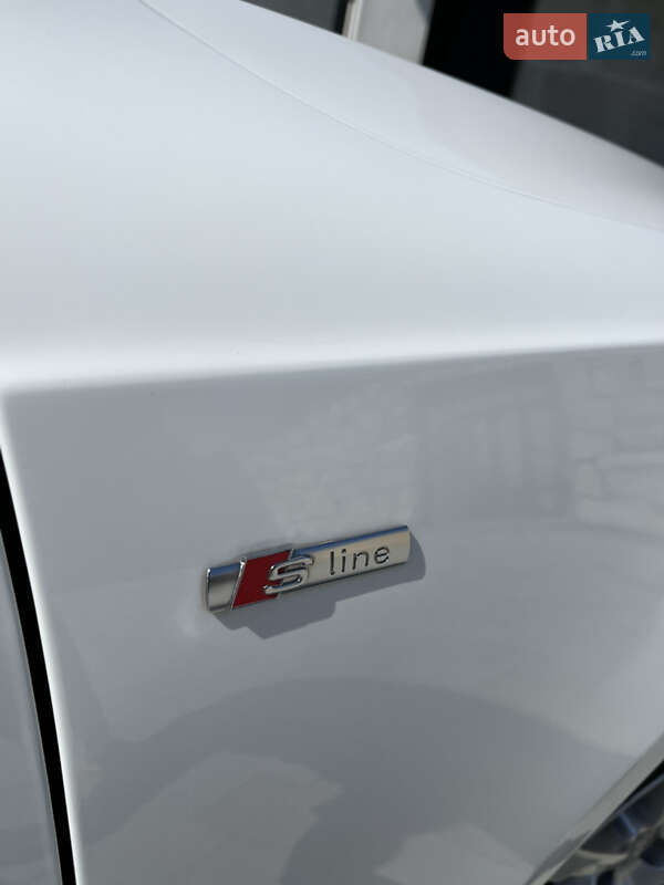 Купе Audi A5 2014 в Новояворовске