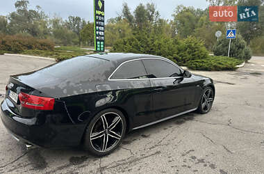 Купе Audi A5 2010 в 